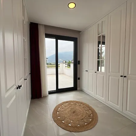 Ahu Grape Villa *