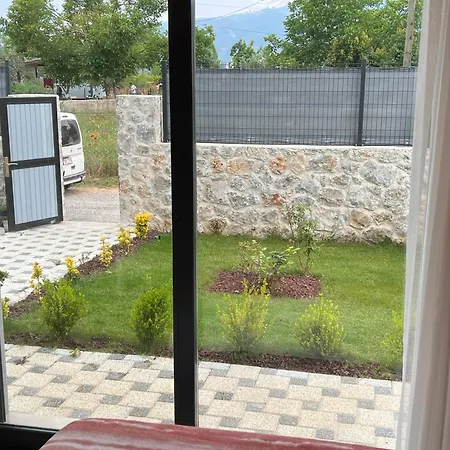 Ahu Grape Villa *